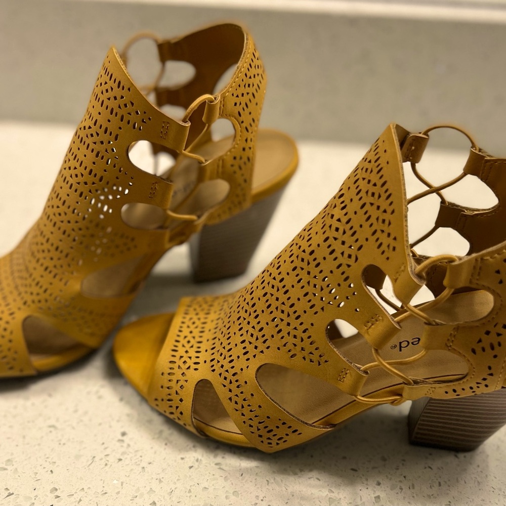 Yellow heels